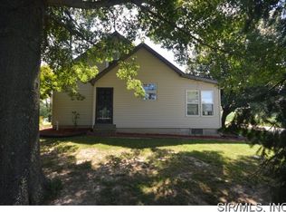 6055 Ivy Ln, Waterloo, IL 62298