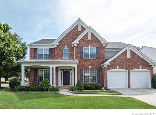 9210 Linden Tree Ln, Charlotte, NC 28277