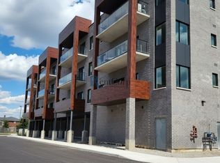 408 Dundas St S #406, Cambridge, ON N1R 0E8