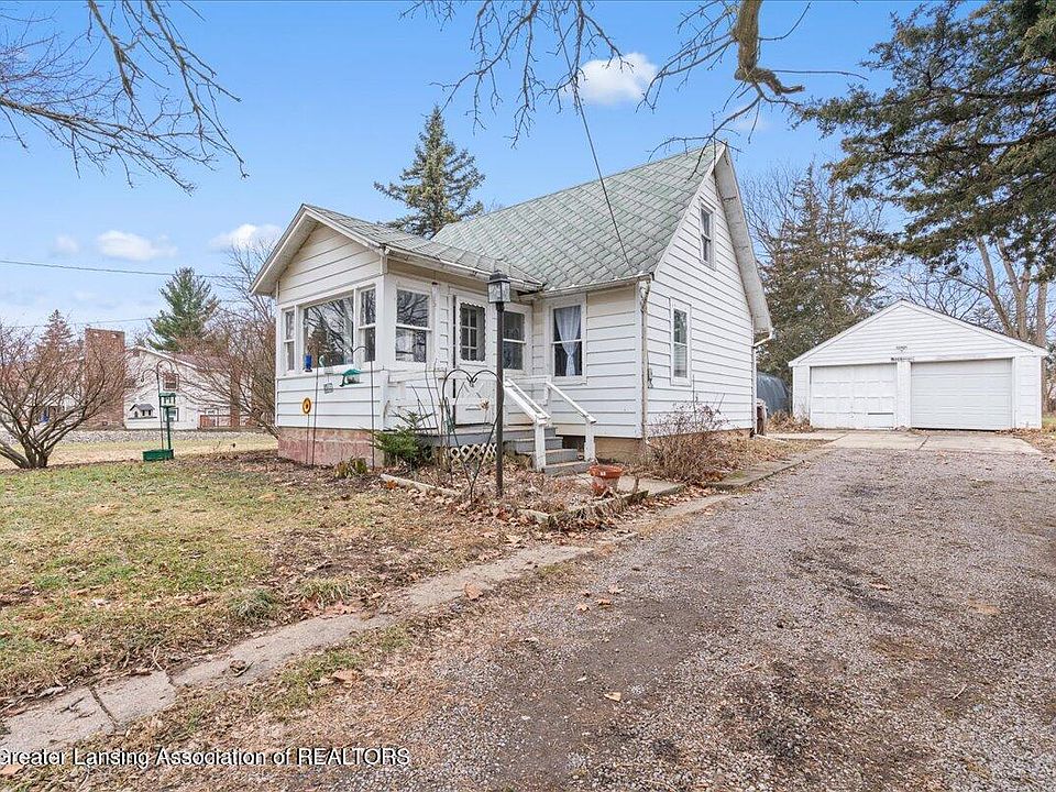 1st image of 321 Renker Rd