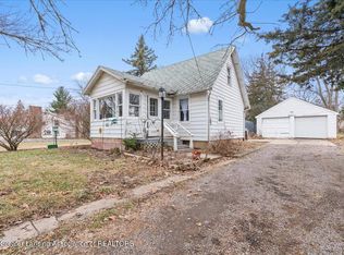 321 Renker Rd, Lansing, MI 48917
