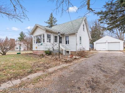 321 Renker Rd, Lansing, MI, 48917