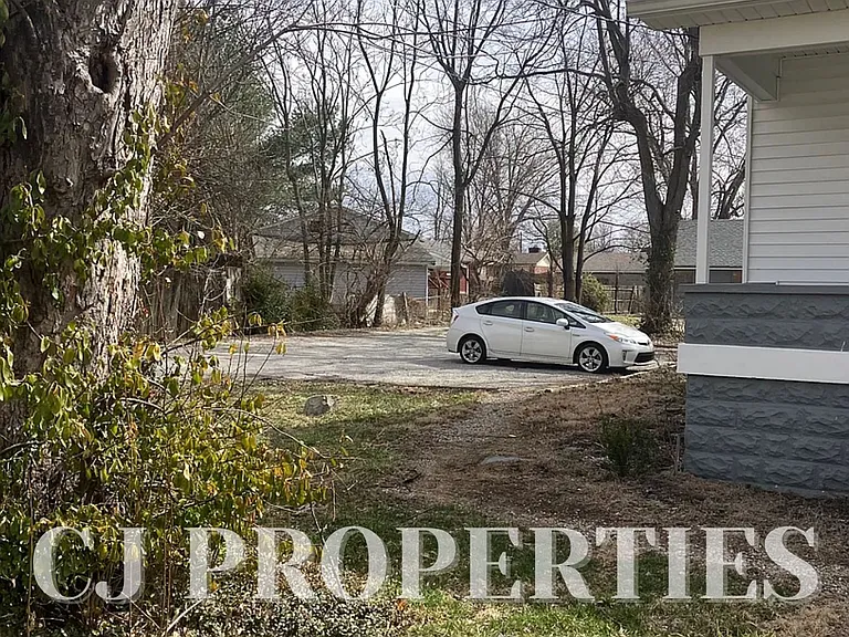 4841 Cane Run Rd — Photo 23
