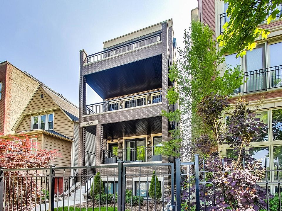 1st image of 3039 N Damen Ave #3