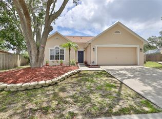 937 Wicketrun Dr, Brandon, FL 33510