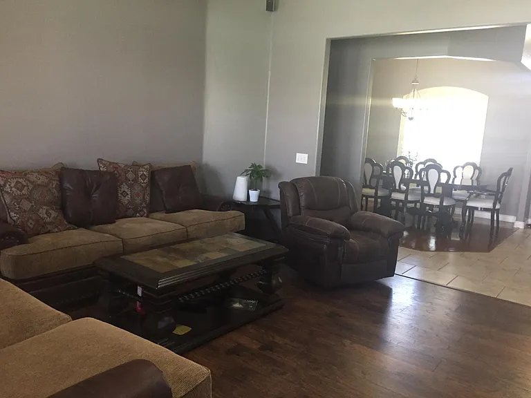 16504 Village Garden Dr — Photo 3