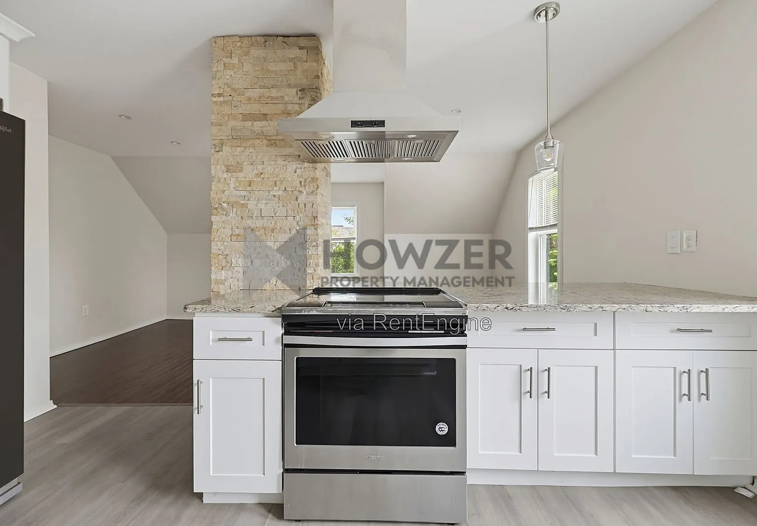 2 bed, 1.0 bath, 1000 sqft, $2,400 — Photo 3