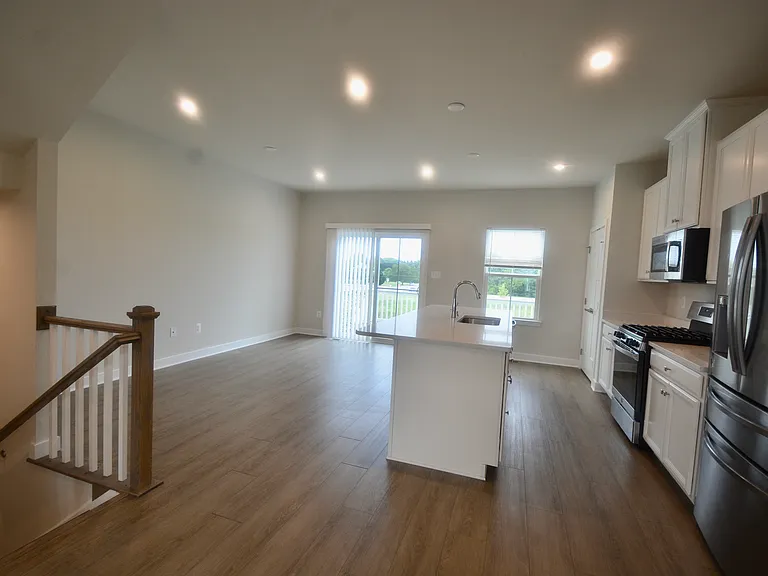 126 Fletcher Cir — Photo 6