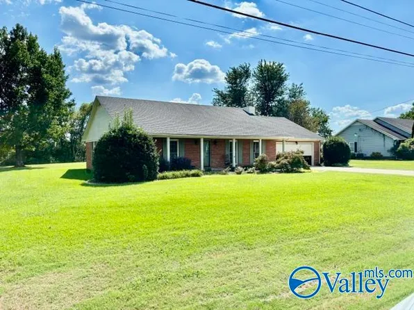 41 Monica Ave SE, Decatur, AL 35603