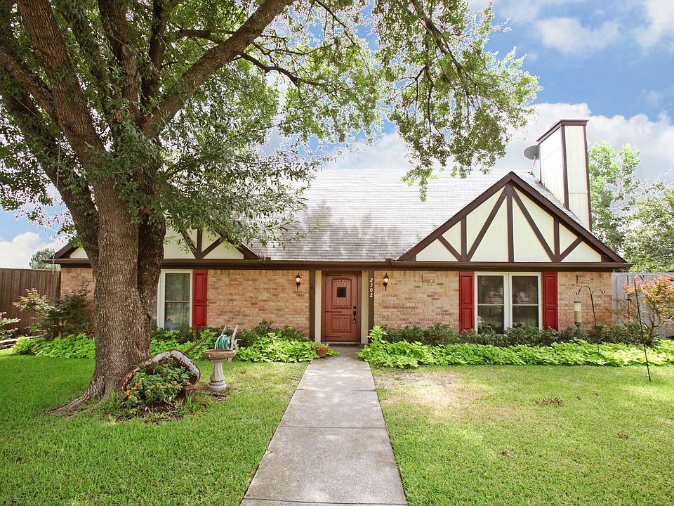 1st image of 2302 Sweetbriar Ct