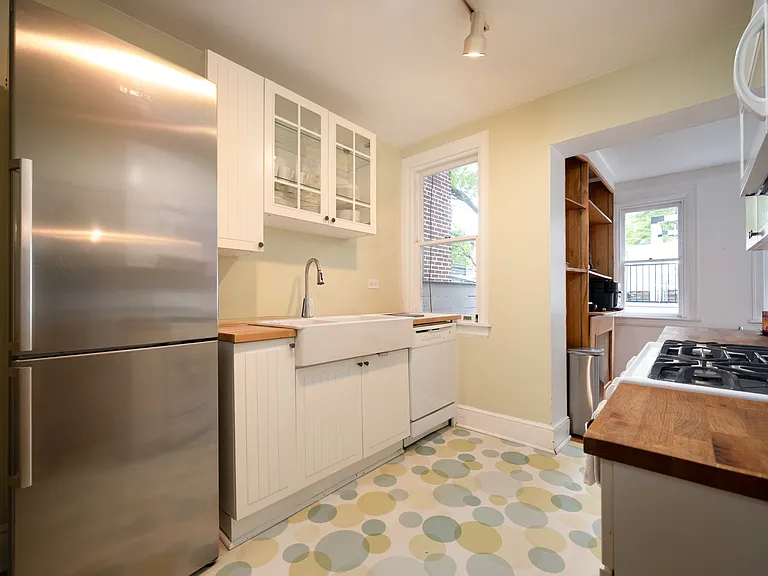 1406 Lovering Ave — Photo 11
