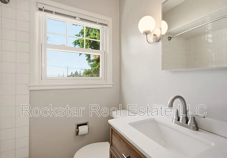 3027 W Cleveland Ave — Photo 15