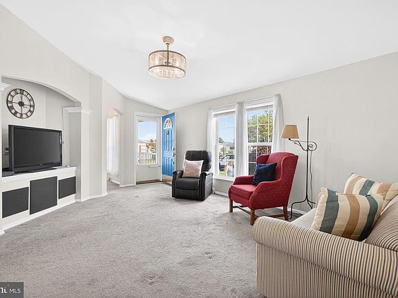 5th image of 4 Whitehaven Way Unit 49622
