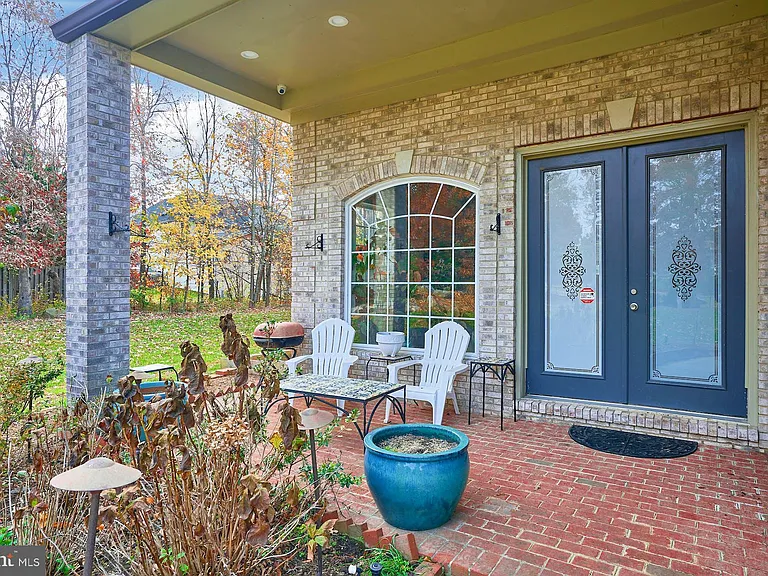 12815 Braddock Rd — Photo 6