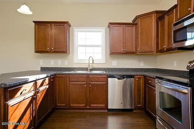 808 Solomon Dr — Photo 10