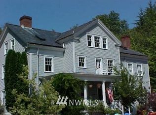 2213 E Victorian Ln NE #E, Bainbridge Island, WA 98110