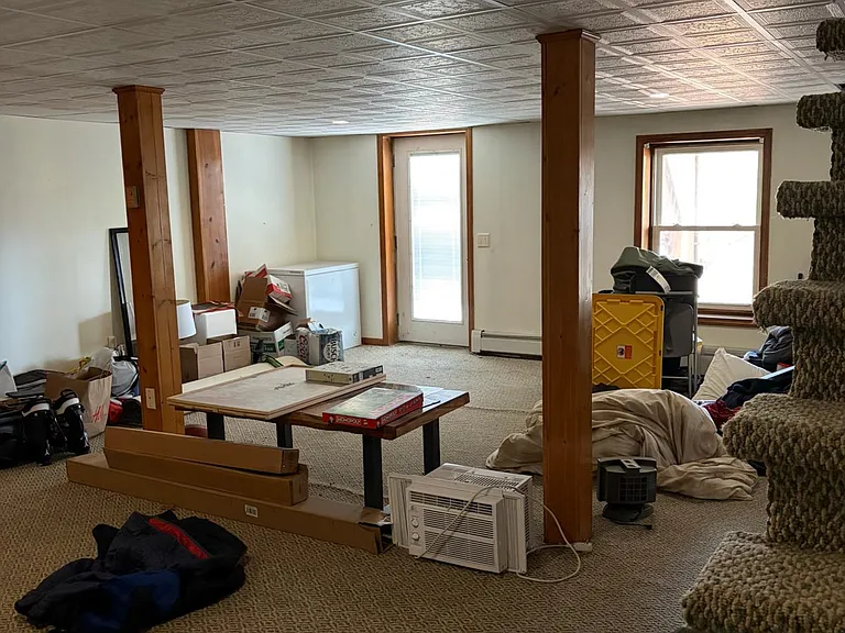 498 Plantation St — Photo 2