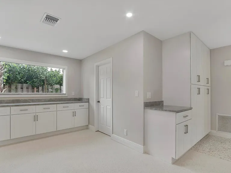 732 Pelican Way — Photo 13