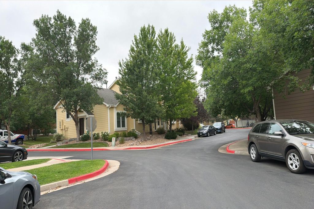 6827 Autumn Ridge Dr Unit D3