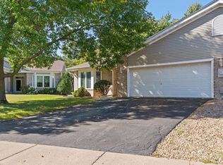 840 Monet Ct, Mendota Heights, MN 55120