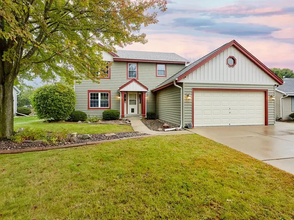 309 Stonebrook DRIVE, Waukesha, WI 53186