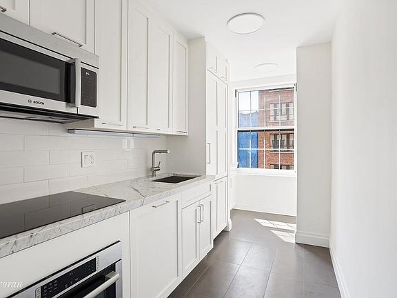 2nd image of 41 5th Ave APT 6E
