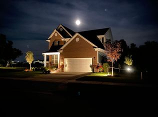 724 Groveland Cir, Ann Arbor, MI 48108