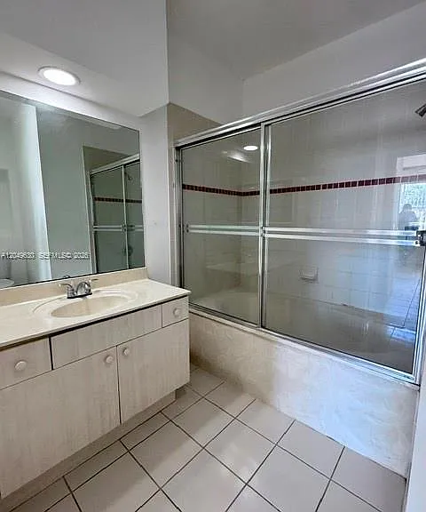 11102 SW 236th Ter — Photo 9
