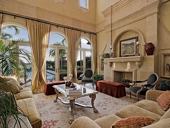 Living Room w/Fireplace