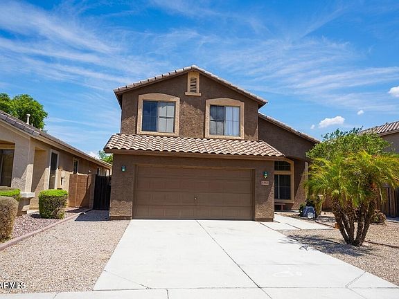 3rd image of 12682 W FLOWER Street