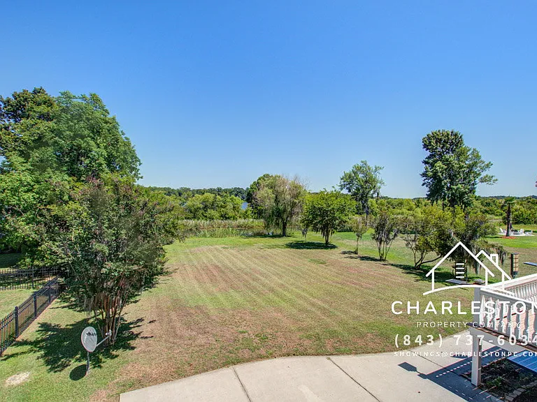 1739 Indigo Island Dr — Photo 32