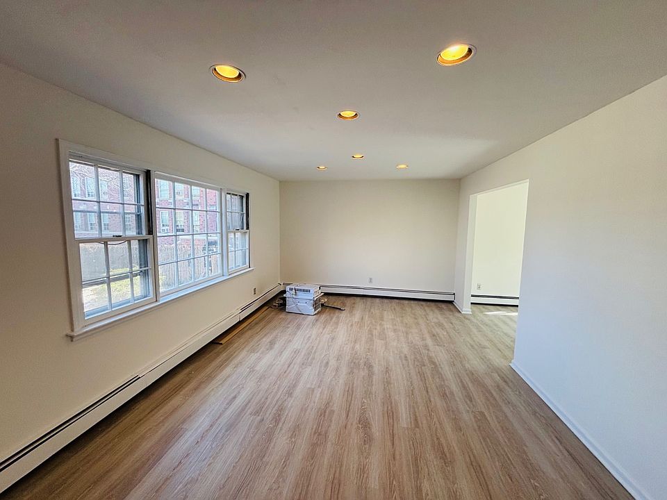 1st image of 21 Anstice St