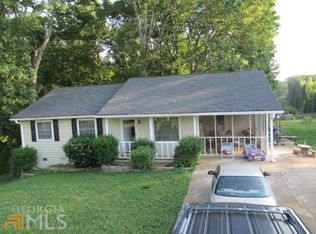 5874 Green Meadows Cir, Flowery Branch, GA 30542