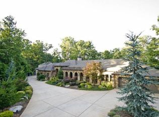 6009 Lanier Heights Cir, Buford, GA 30518