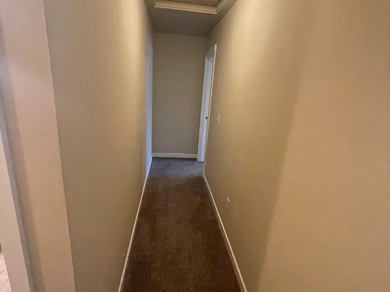 1903 Ahlers Ave #1 — Photo 9