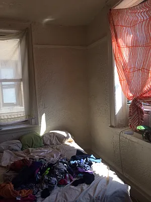 Rented by COASTLINE NEW YORK INC | media 19