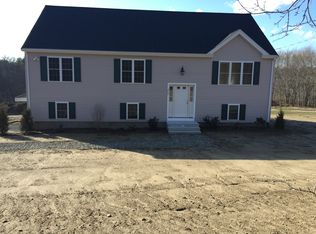 266 Everett St, Middleboro, MA 02346