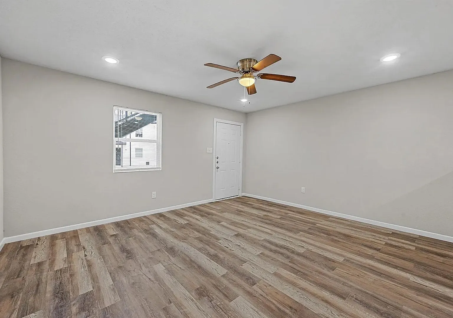 Heritage Grove Apartments — Photo 4
