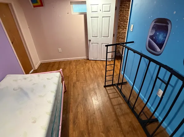 11534 218th St #1, Cambria Heights, NY 11411