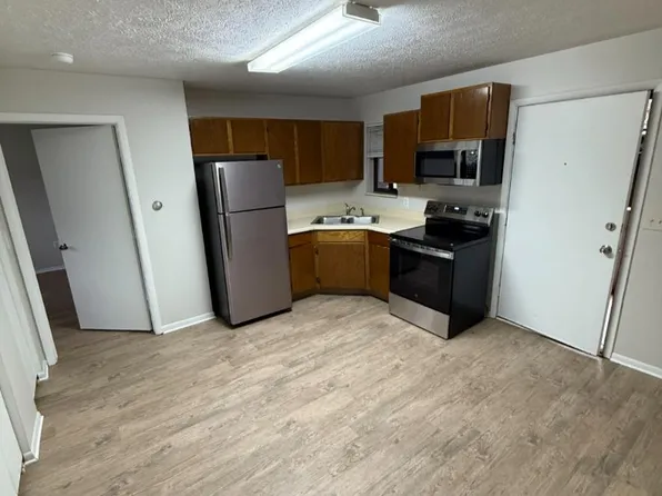 1340 E State Rd Unit 2A, Lansing, MI 48906