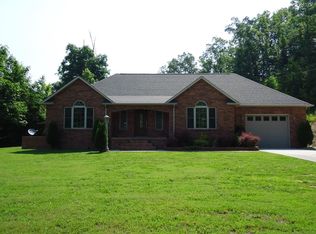 204 Radford Rd, Flat Lick, KY 40935