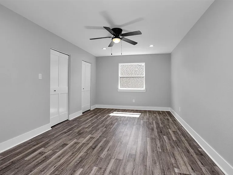 101 April Point Pl — Photo 27