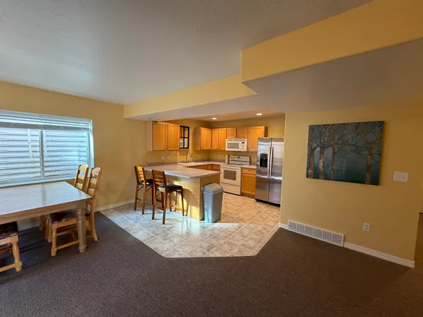 (undisclosed Address), Park City, UT 84098