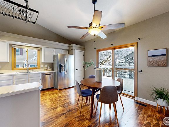 5th image of 1130 Centennial Dr
