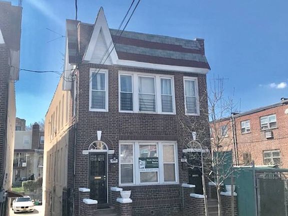 3rd image of 3039 Colden Ave
