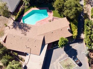 590 N Tigertail Rd, Los Angeles, CA 90049