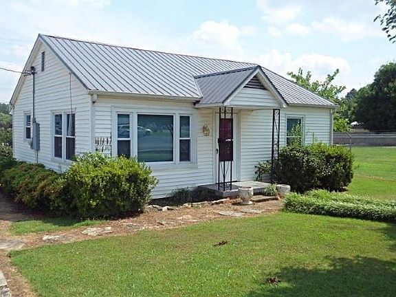 4th image of 146 E Petty Ln