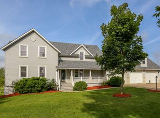 3770 Weeks Ave, Winsted, MN 55395
