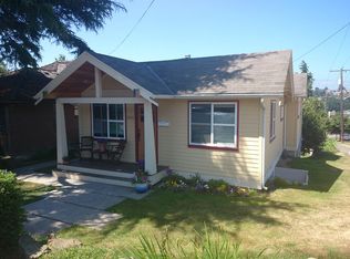 2565 29th Ave W, Seattle, WA 98199