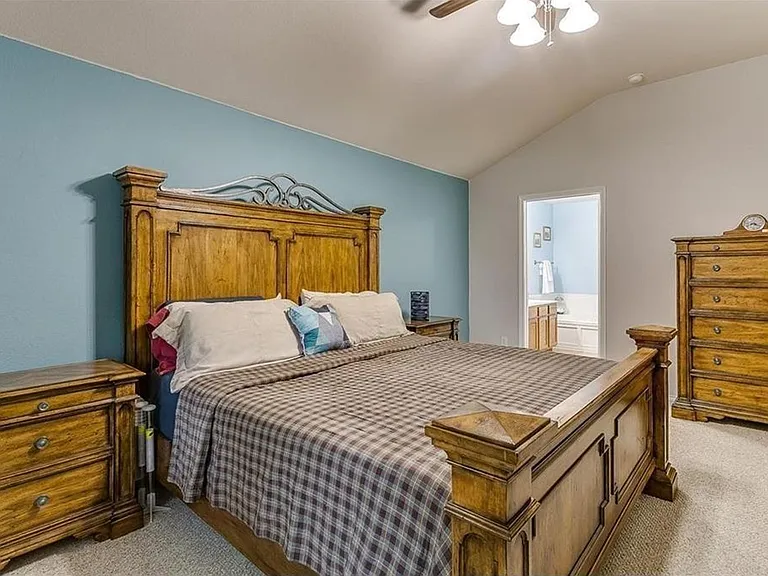 2821 Briargrove Ln — Photo 22